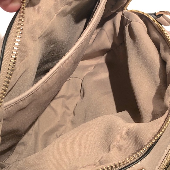Quiclted Tan & Gold Cross Body Purse - Picture 10 of 10